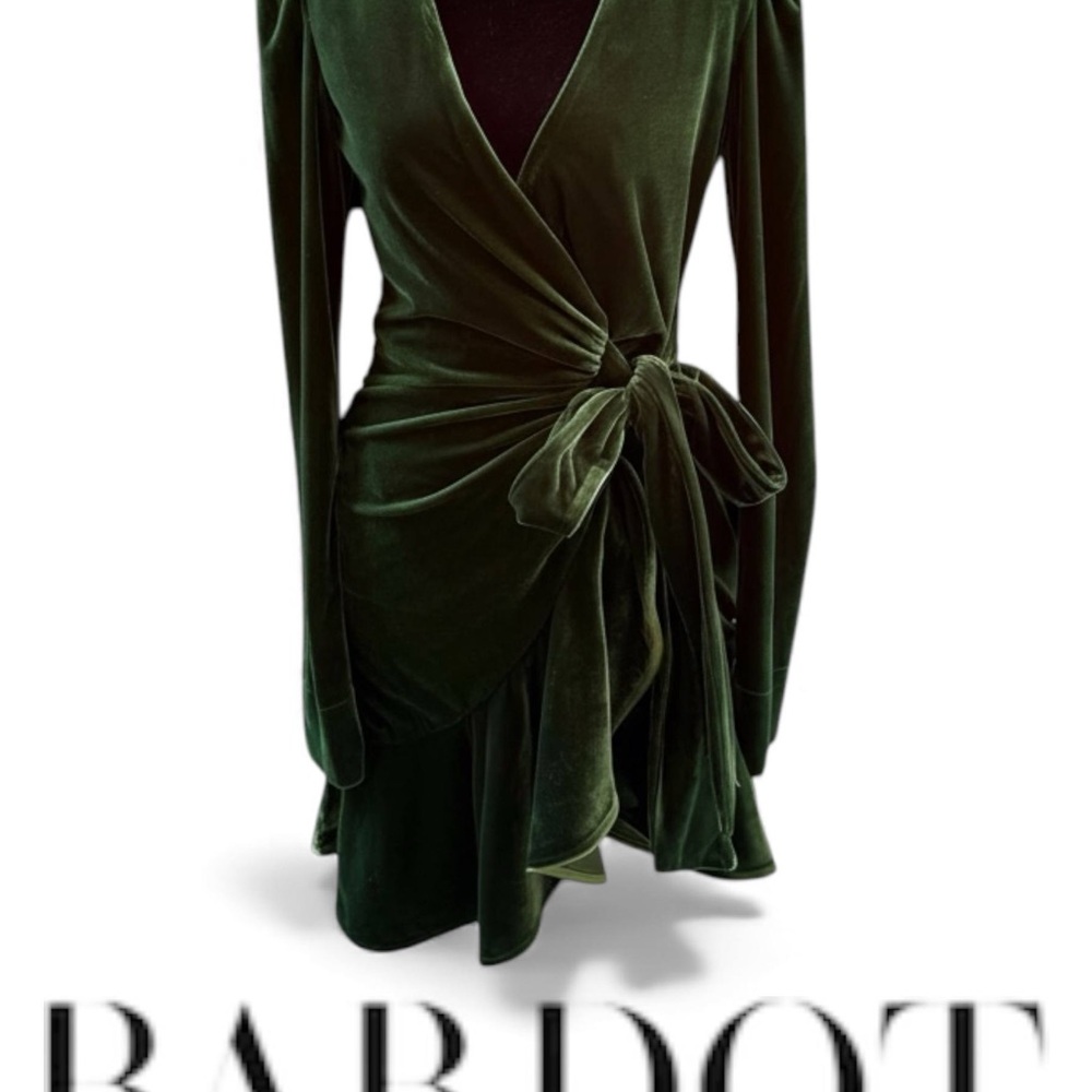 NWT Bardot Green Velvet Wrap Dress – Size S – Long Sleeve Tie Waist - Picture 7 of 10
